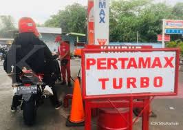 Fluktuatif, Pertamina Turunkan Harga BBM Non Subsidi